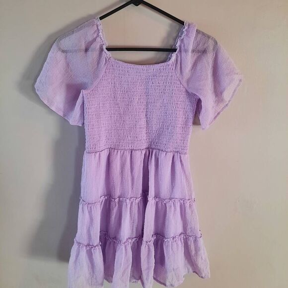 Girls Lavendar Smocked Dress Size 10/12 - Picture 2 of 3